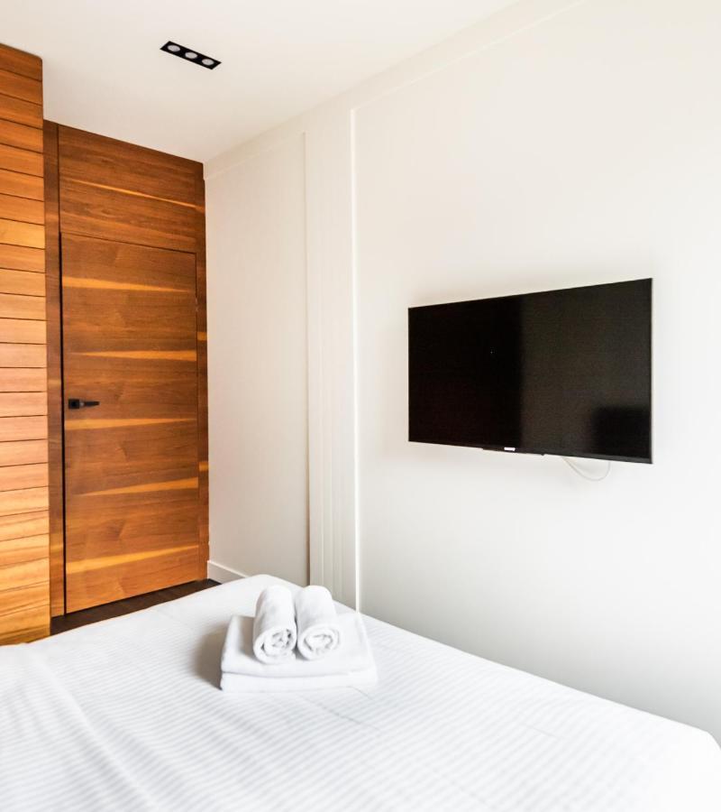 Wola Luxury Wooden Apartment Warschau Buitenkant foto